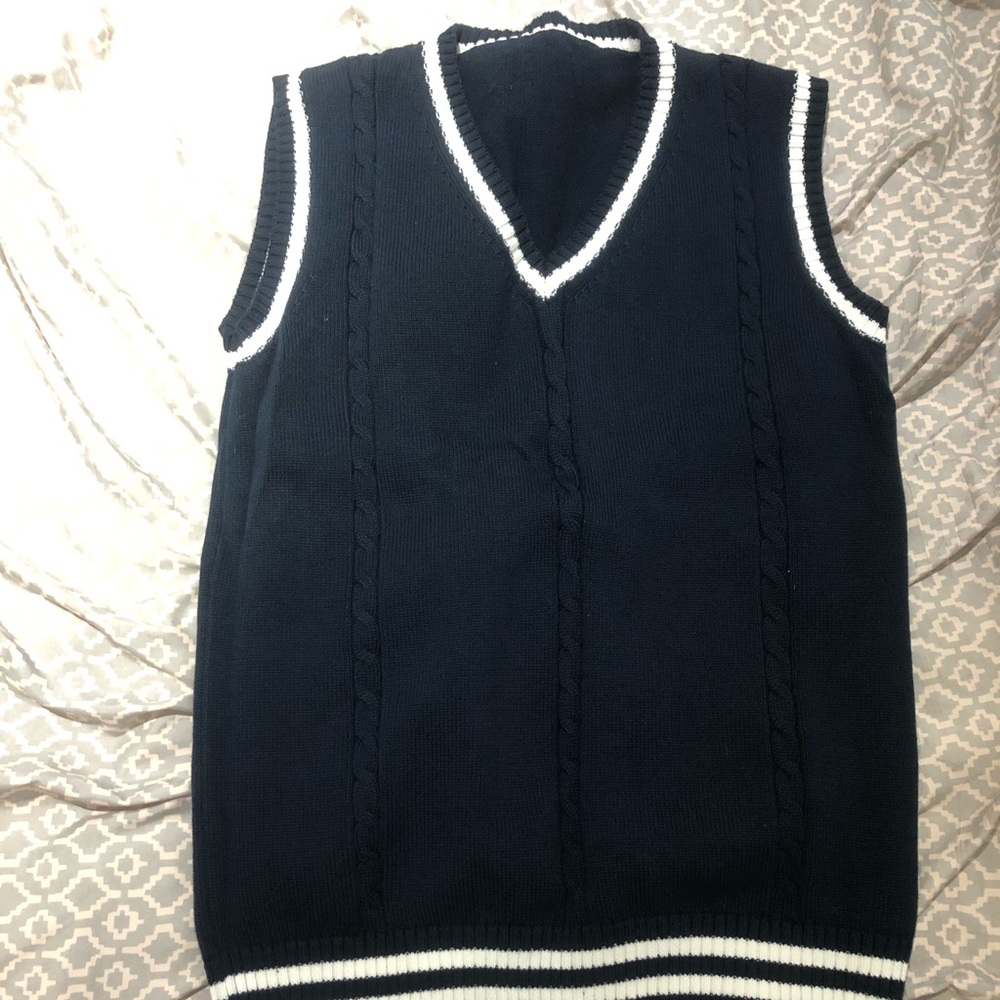 Locachy Women's Slim V Neck Sleeveless Sweater Vest Cable Knit Pullover Sweater